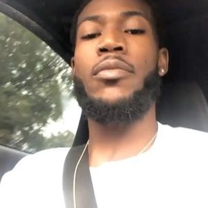 Meet your Posher, Tay